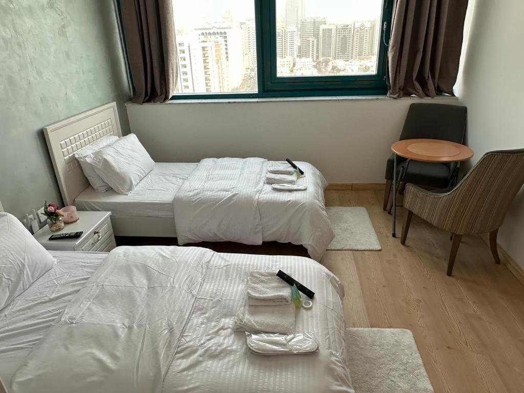 Homestay Two Single Beds Bedroom In The Heart Of The